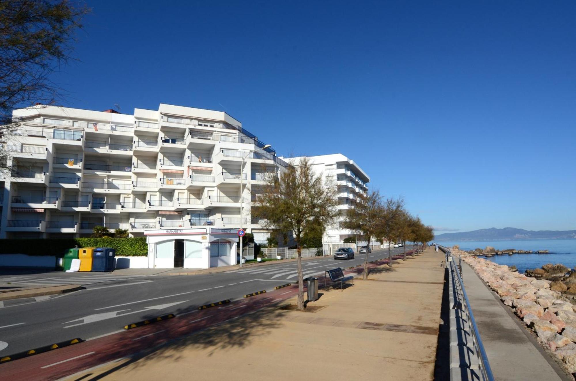 Passeig Del Mar - Apartamentos Primera Linea L' Escala Exteriér fotografie